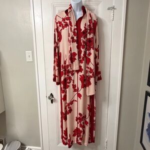 Kounouz Floral Long Caftan with Scarf large
Heavy embroidery Large